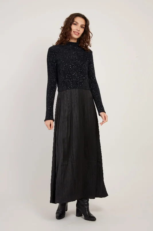 Verlaine Maxi Dress Black Stylish V-Neck Maxi Dress