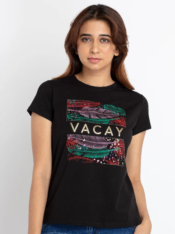 Womens Printed Round Neck T-shirt Welt Pockets Slit Pockets Flap Pockets