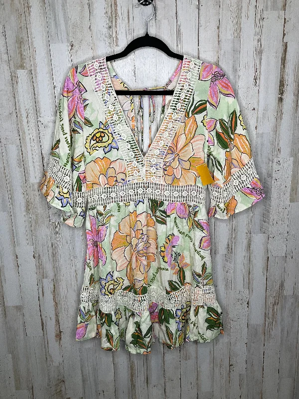 Dress Casual Short By Cmc  Size: L