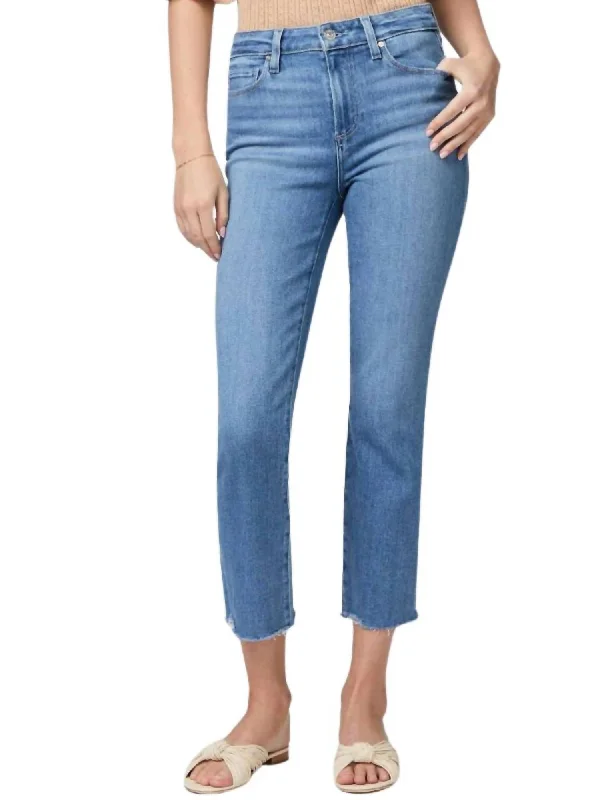 Cindy Crop Jeans In Darling Trendy Classic Fit Jeans