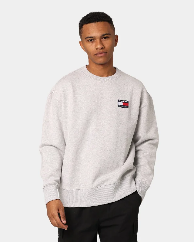 Tommy Jeans Tommy Badge Crewneck Silver Grey Heather Casual Distressed Skinny Jeans